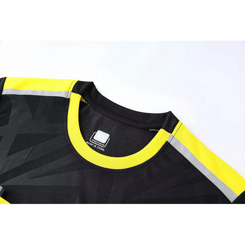 Men Football Jersey Personalized Soccer Set 100% Polyester Breathable Quick-dry Uniform Football Match Training