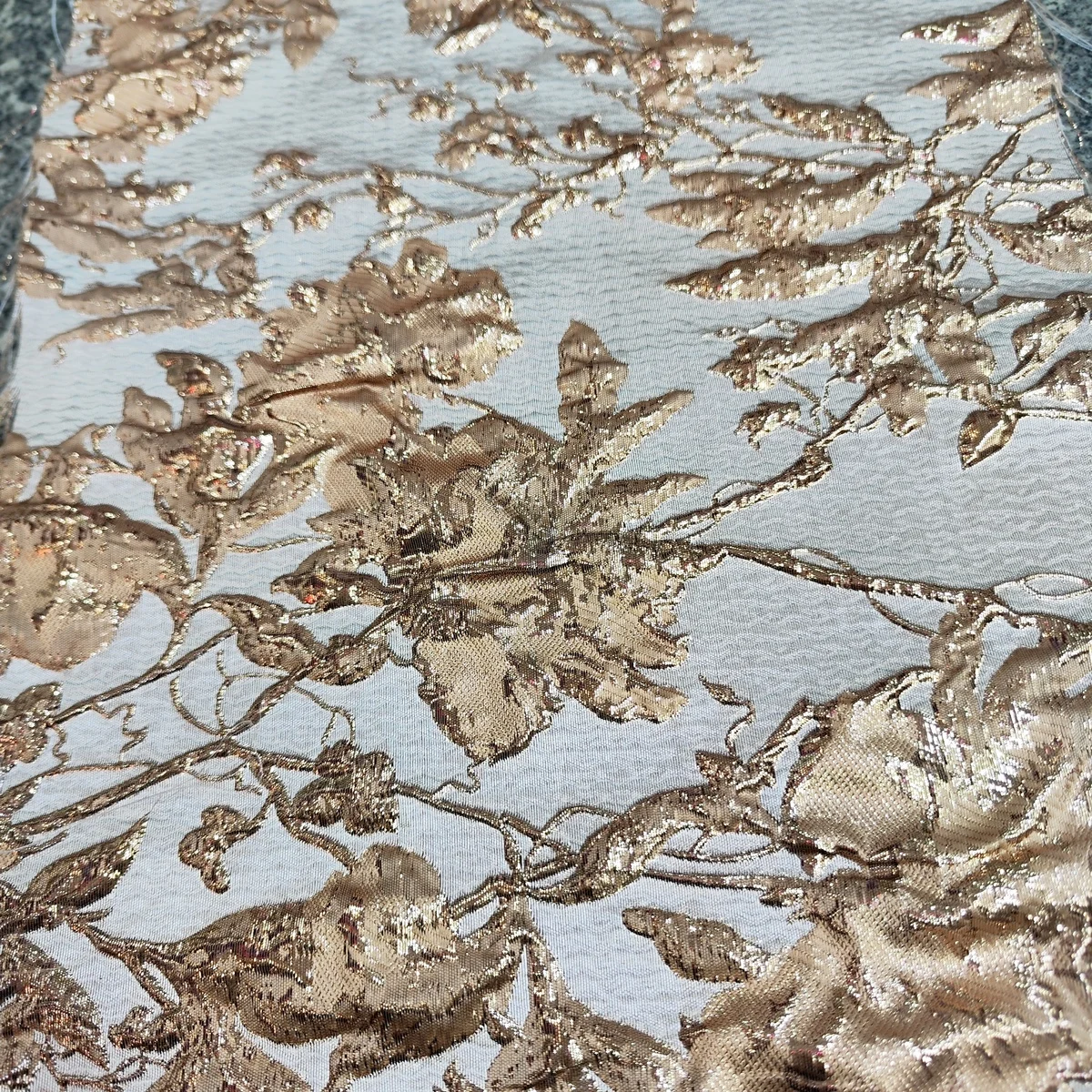 

Новейшая Красивая Золотая французская жаккардовая кружевная ткань 2024, Высококачественная африканская нигерийская парчовая кружевная ткань для женского платья KJK2403