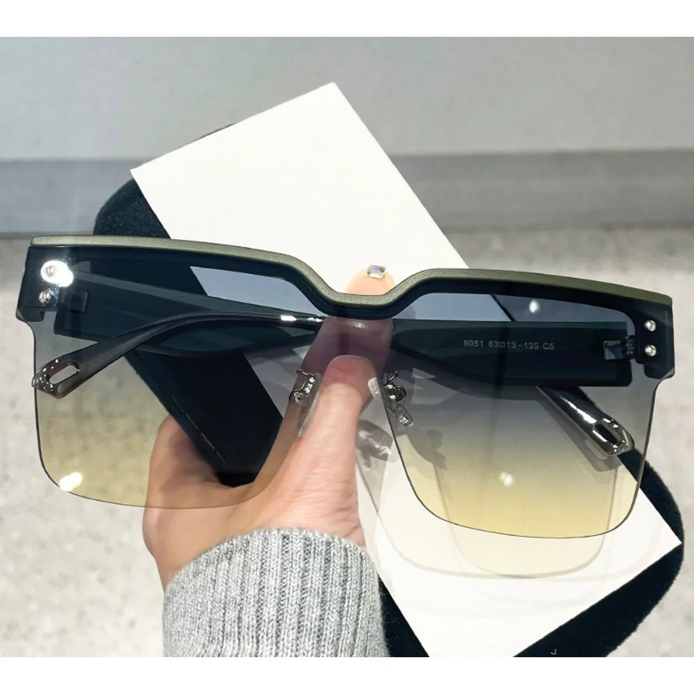 Neue heiße verkaufende einteilige Sonnenbrille mit halbem Rahmen, Modetrend, personalisierte Netzwerk-Sonnenbrille mit rotem, schlichtem Gesicht für Damen_voghion.com