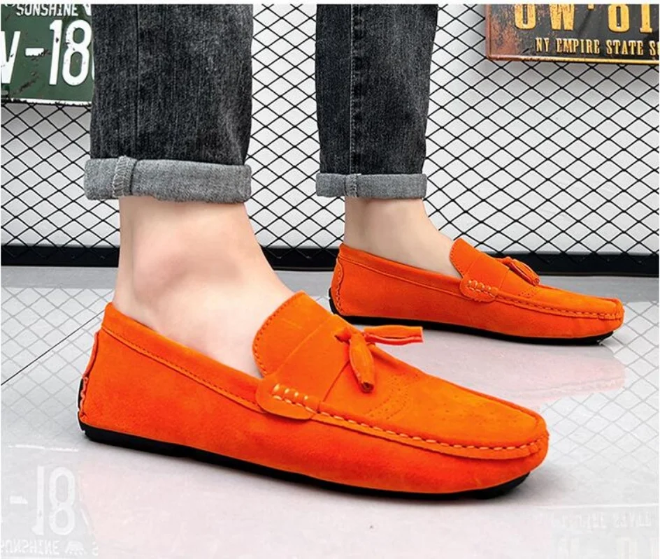 Cow Suede Leather Men Driving Footwear Slip on Man Business Shoes Wedding Party Men Dress Shoe Breath Lazy Loafers New Moccasins