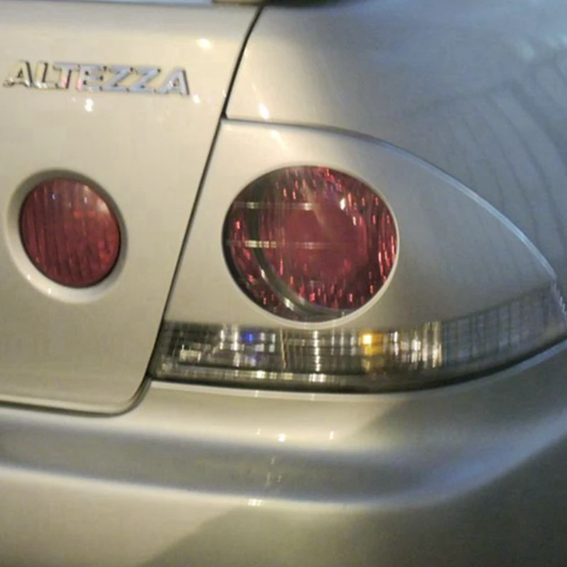 

Чехол для заднего фонаря Altezza T Style 1998-2005 IS200 IS300