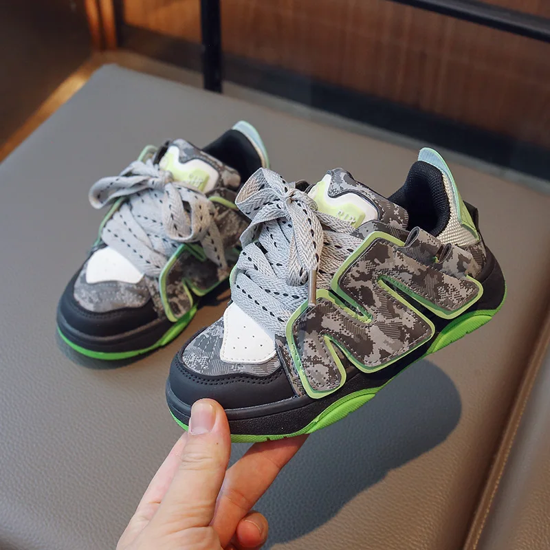 Рисунок 2 - Детские кроссовки для бега