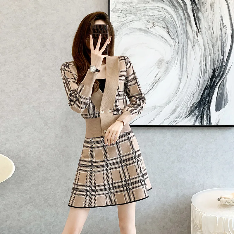 Autumn Women Dresses Set Fashion Casual Long Sleeved Sweet Girl Style Temperament Commuting Pullover Dress