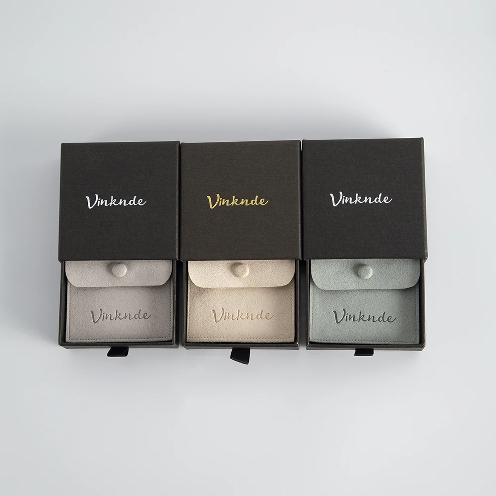24/50/100Sets 8x8cm Microfiber Snap Button Gift Bag and 9x9x1.7cm Coffee Paper Cardboard Drawer Portable Jewelry Packaging Boxes