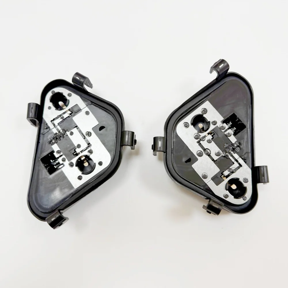Driver Rear Bulb Socket Tail Light 63217313043 For BMW
