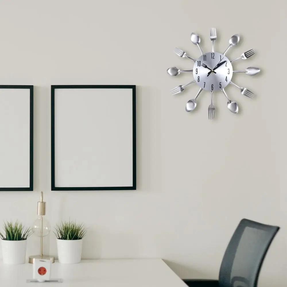 Description Picture 4 of item3D Spoon Fork Wall Clock Removable Modern Metal Clock Electronic Multifunctional Decorative Horloge Restaurant