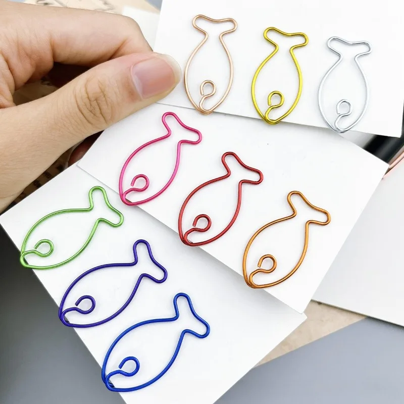 30pcs 크리 에이 티브 물고기 종이 클립 금속 장식 작은 컬러 종이 클립 동물 모양의 문서 용 학교 사무용품