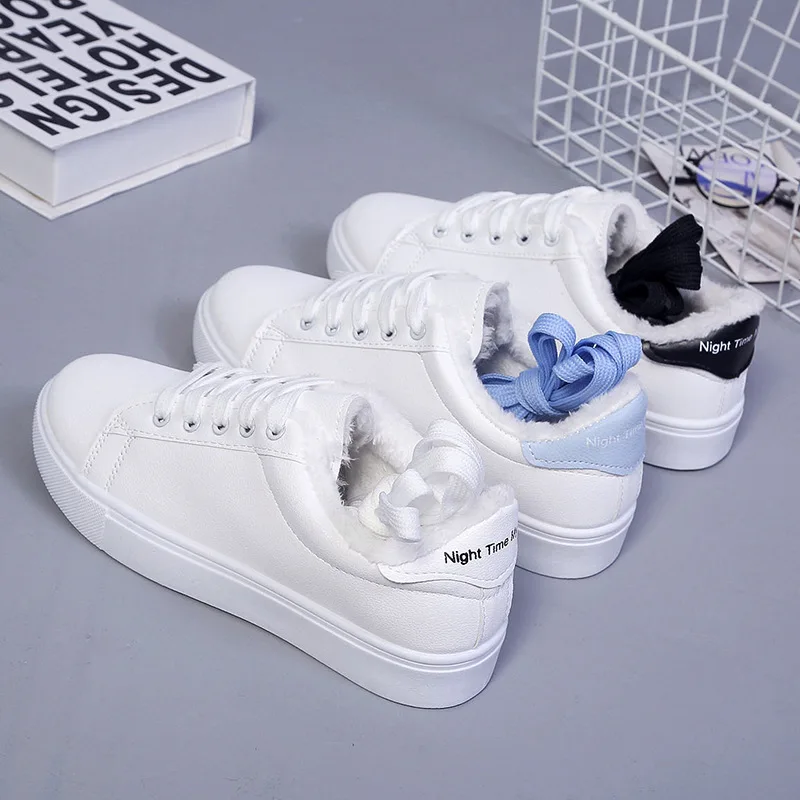 

Winter Women Sneakers Warm Plush Vulcanized Shoes Women Platform Cotton Shoes Lace Up Women White Plus Velvet Casual Shoes
