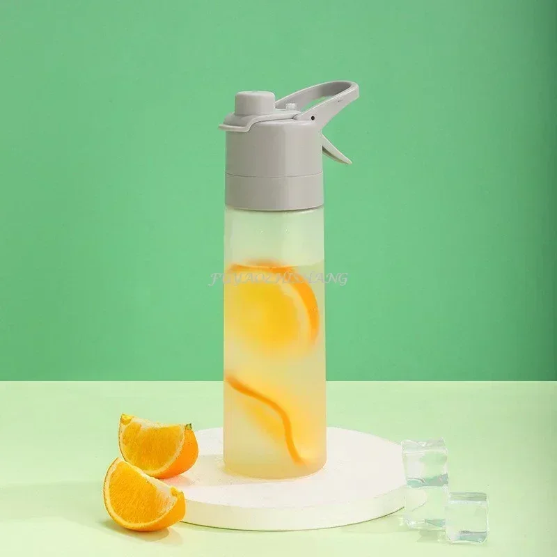 Large Capacity 700ml Spray Water Bottle for Girls - BPA Free Eco-Friendly Outdoor & Fitness Drinkware