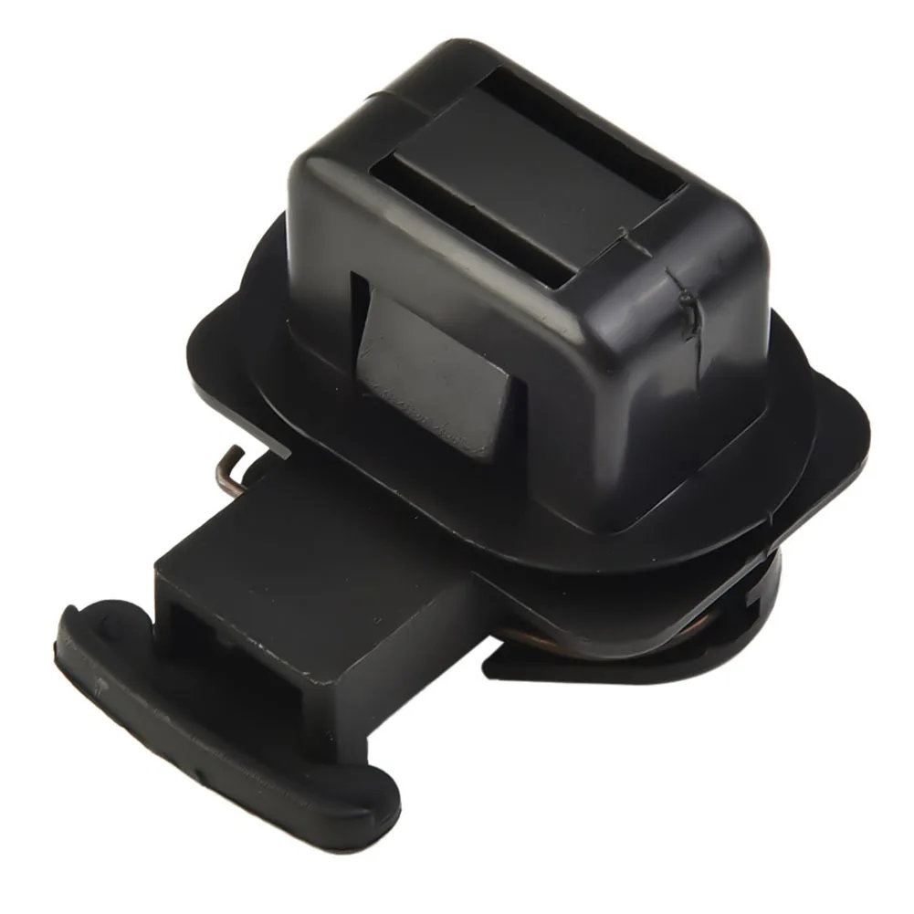 Рисунок 3 - черный зажим для автомобильной