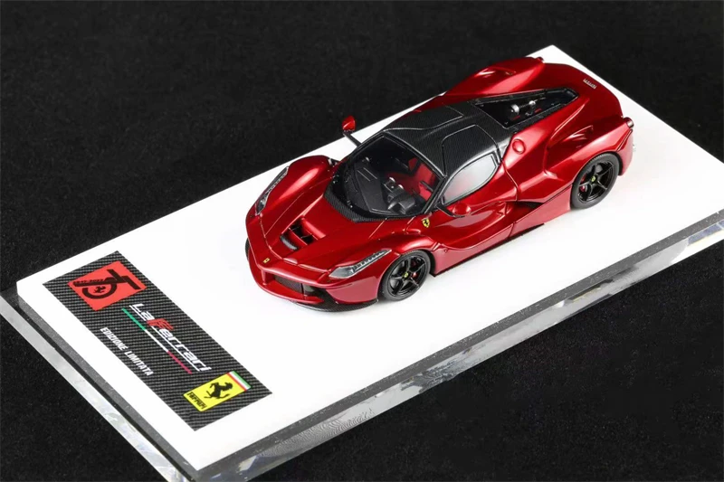 DMH 1/64 ラフェラーリ アイスブルー