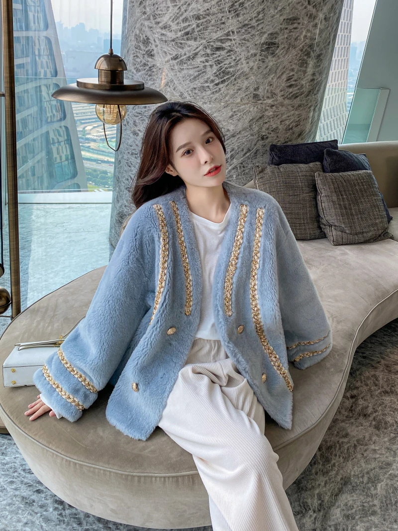 

2022 new wool fur coat women fur integrated coat sheep sheared lamb wool young v-neck small fragrance