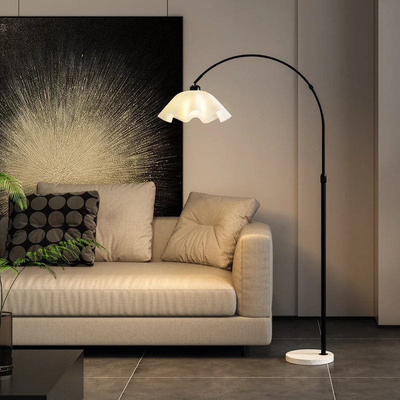 

European Elegant Modern Standing Lamp Living Room Minimalistic Kawaii Floor Lamp Bedroom Designer Lampada Da Terra Accessories