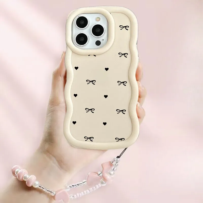 Heart Design Phone Case with Bracelet Chain and Soft Candy Wave Edge