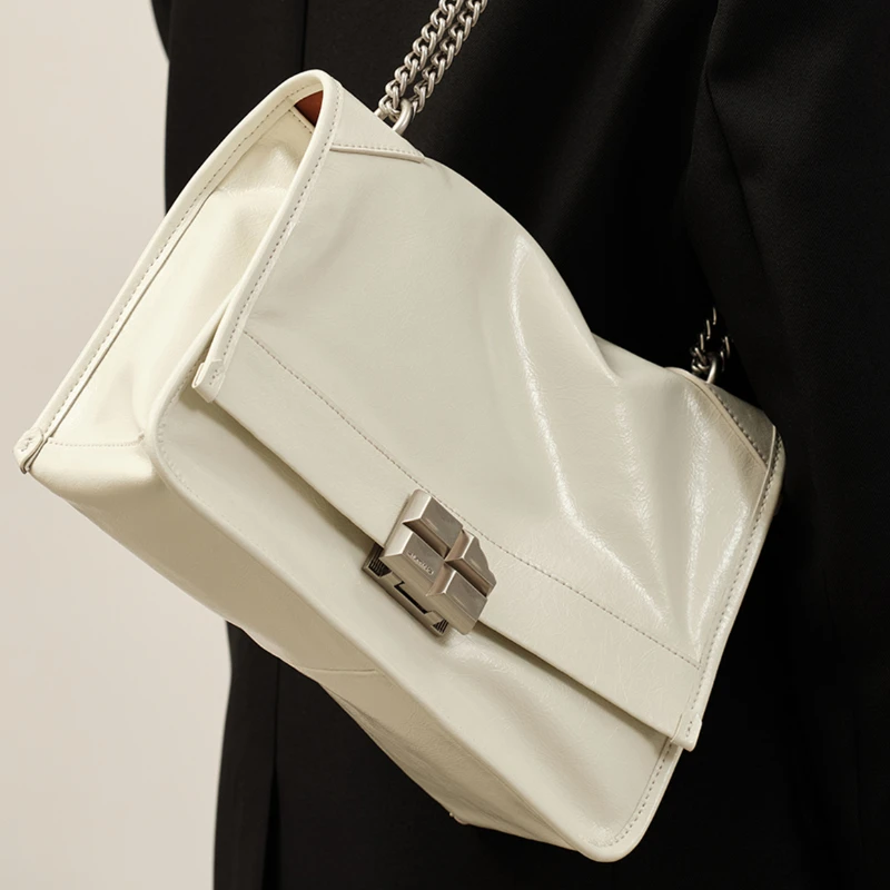 Cowhide Chain Tote Bag Women's Large-capacity Shoulder Bags Commuting Texture Messenger Bags Simple Style Texture Bags for Women