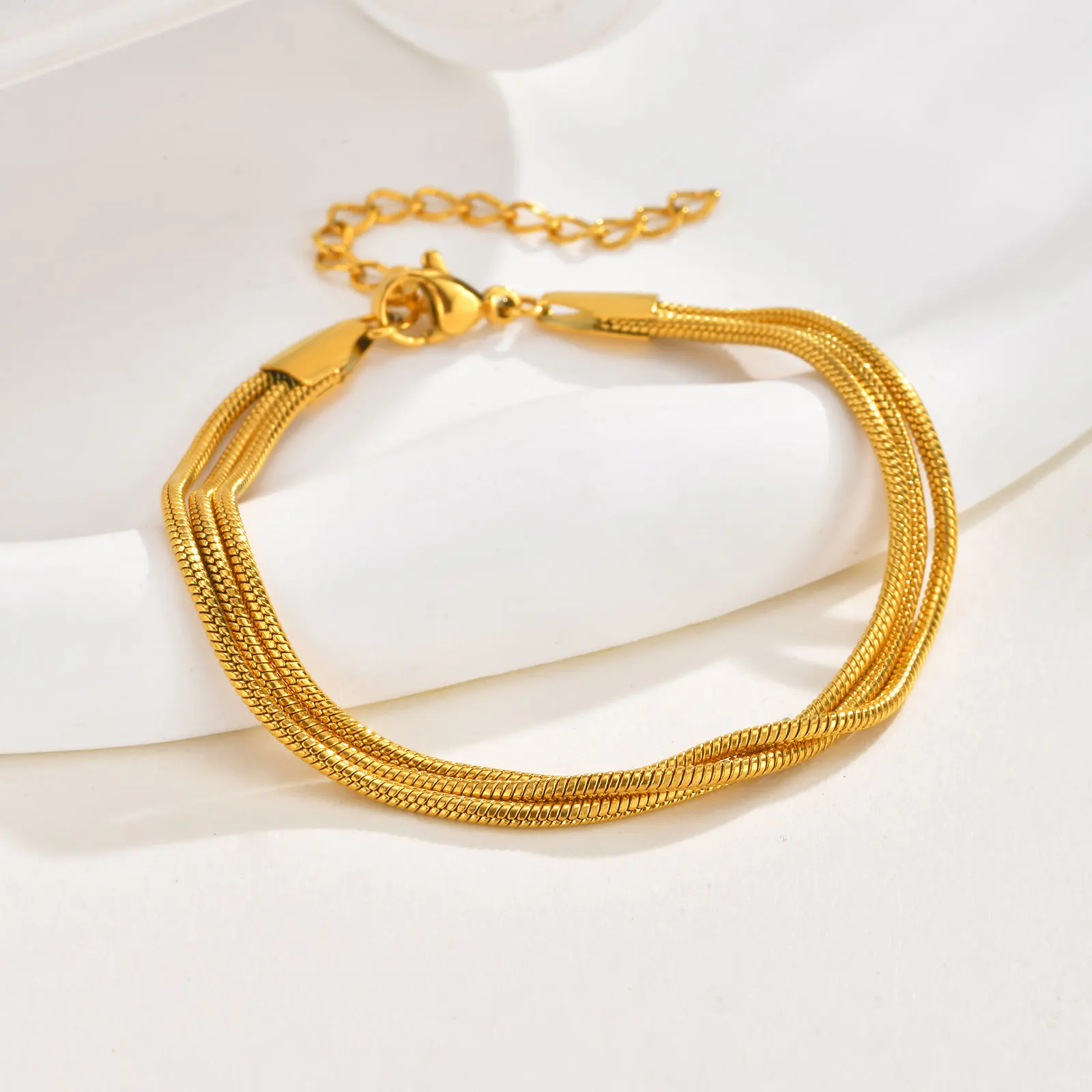 Mehrschichtiges stapelbares Perlenkettenarmband für Damen, Edelstahl, 18 Karat vergoldetes Armband, hypoallergener, wasserdichter Schmuck – Detail 8