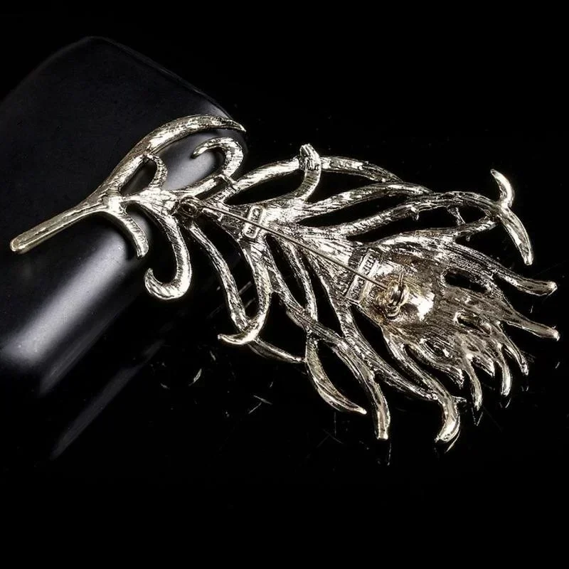 Retro Peacock Feather Brooch Pin Elegant Lapel Scarf Coat Rhinestone Dress Decor Jewelry Accessory Women Birthday Brooches Gift