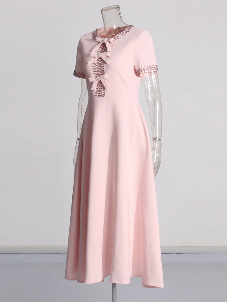 فستان رسمي بفيونكة ماسية