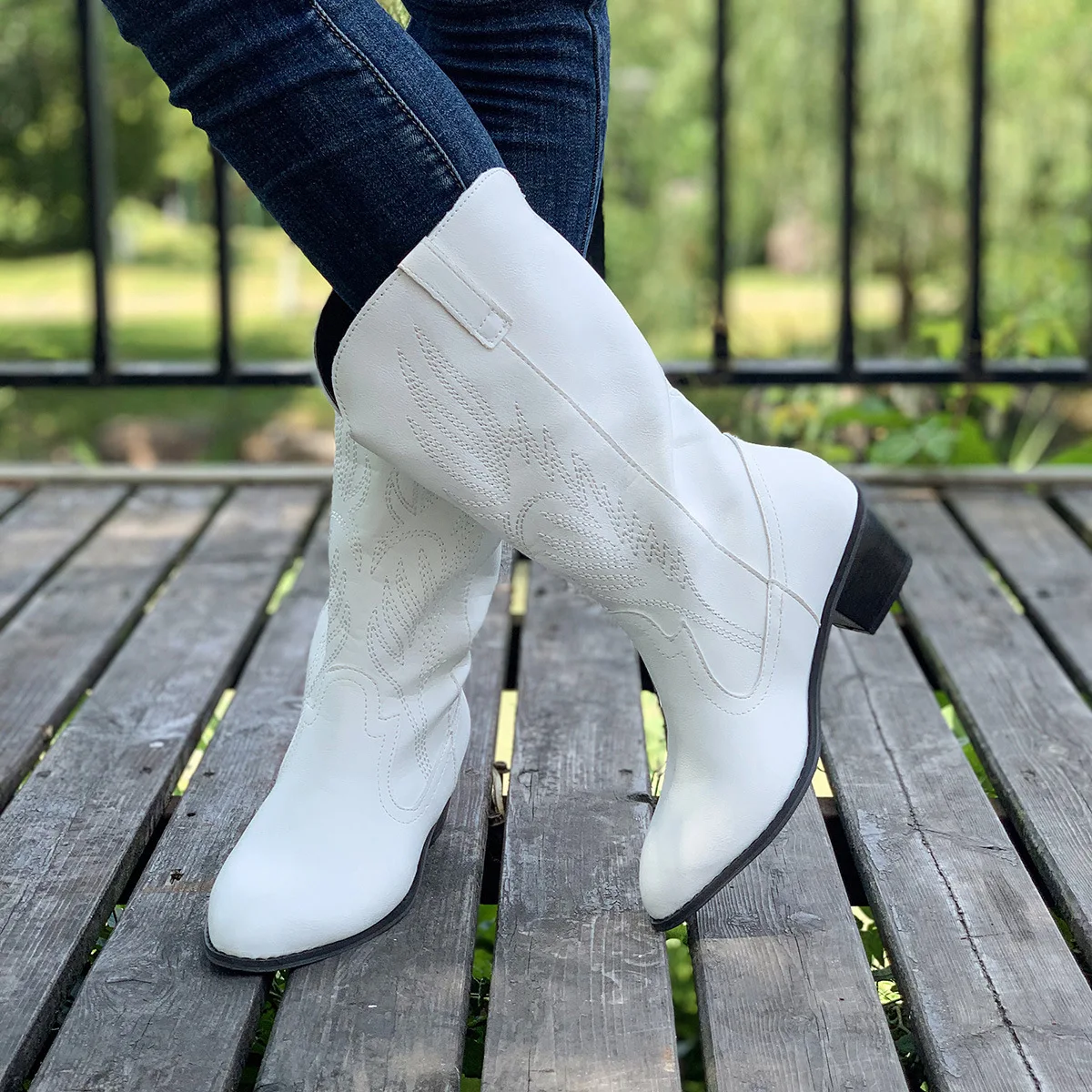 Winter Punk Boots Fashion Slip on Shoes Ladies Elegant Thick
