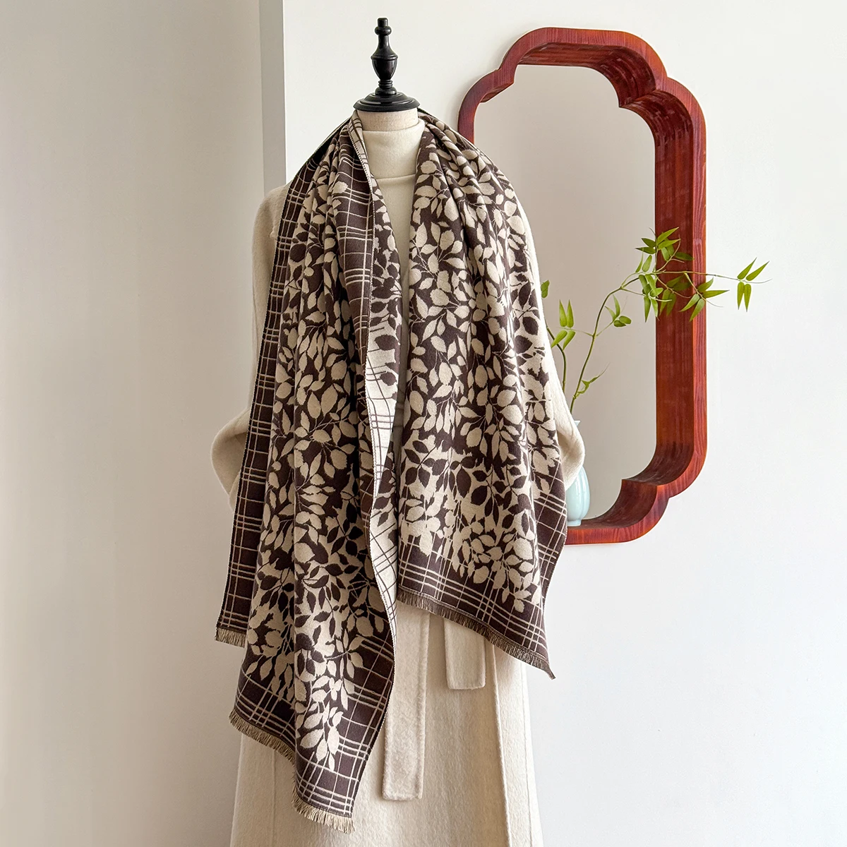 2025 Women's Luxury Brand Winter Cashmere Scarf - Tasseled Damask Printed Pashmina Shawl, Warm Wrap & Foulard Poncho