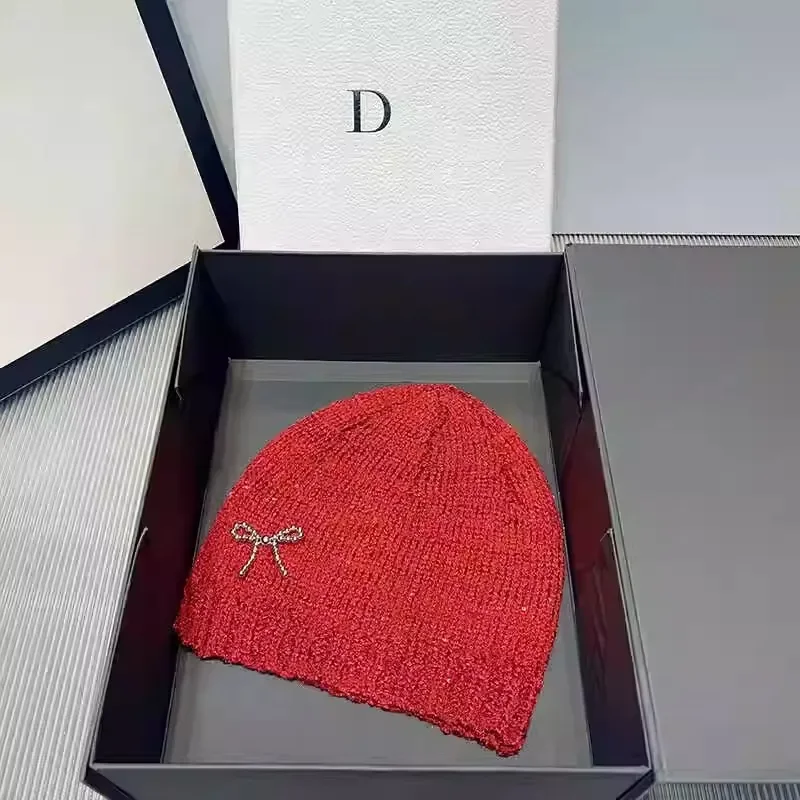 Woman Autumn Winter New Y2k Bow Headgear Silvery Sequined Knitted Hat Girls Ins Designer Fashion Party Cold Skullies Beanies 5