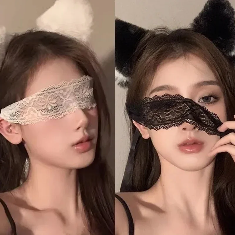 Costume eye cover styled with a feminine look for prom and themed events