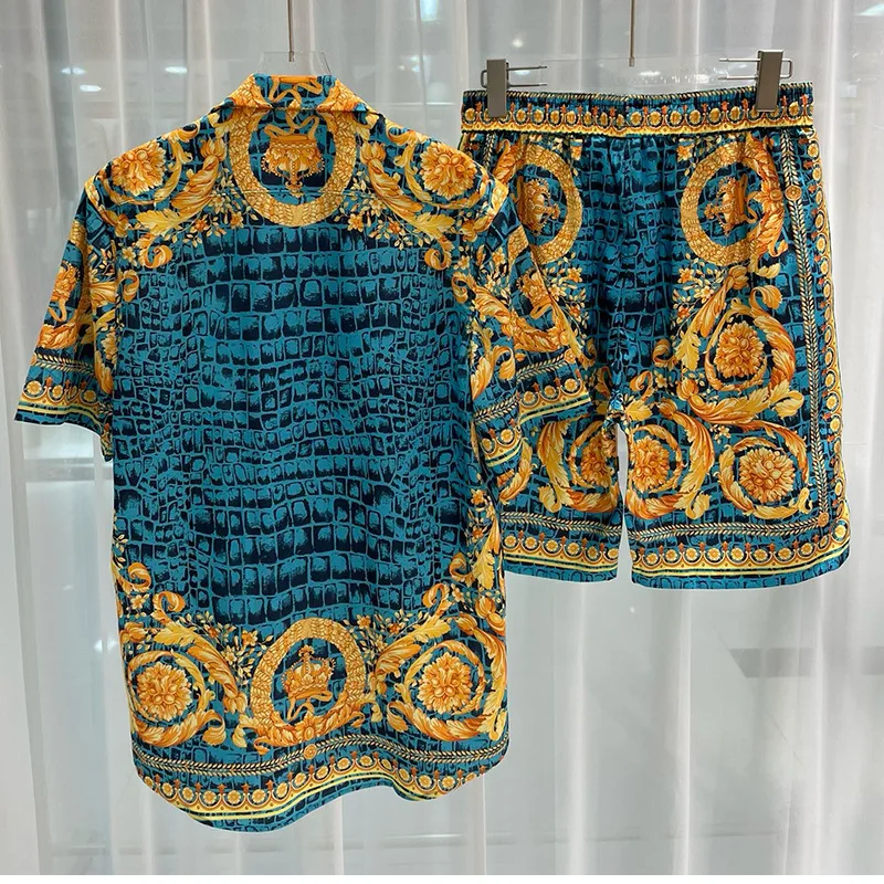 2024 Royal Luxury Men Shirt Sets Vintage Pattern 2 Piece Suit Shorts Oufits Summer Short Sleeve Printed Shirts Ropa De Hombres 2