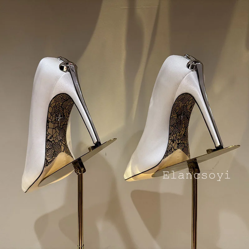 S.Lathrliuy Pumps Lifestyle Image 1