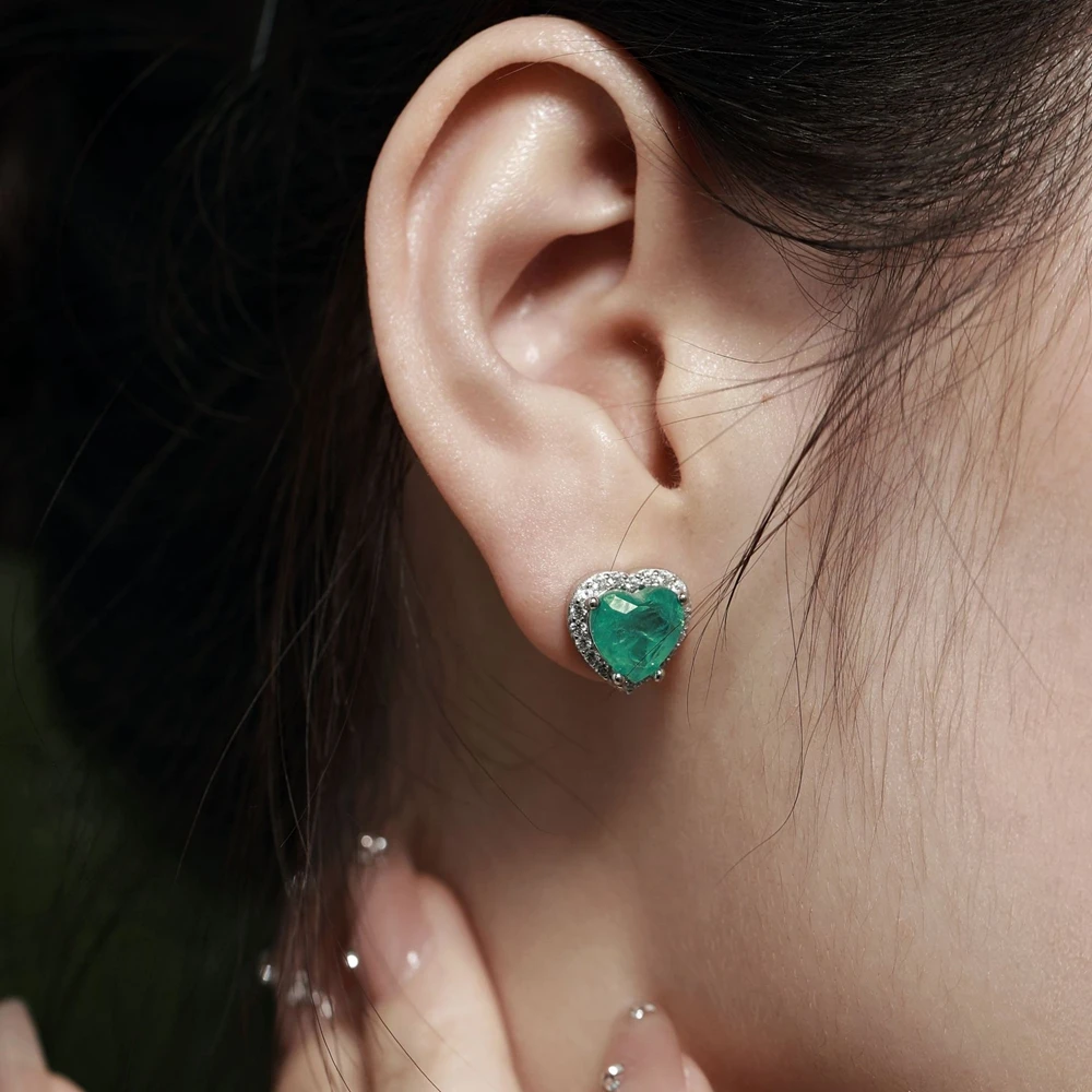 Orecchini A Cuore Con Cristallo Verde Chiaro, Metallo Placcato Oro, 18x10 Mm, Pietra Sfaccettata, Stile Elegante Per Donna, Venduti Singolarmente