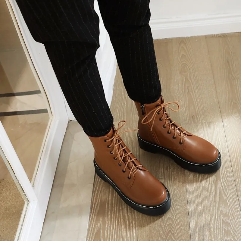 winter The New fashion British style Thick bottom Lace boots black Beige brown Round head Handsome High heels Women boots