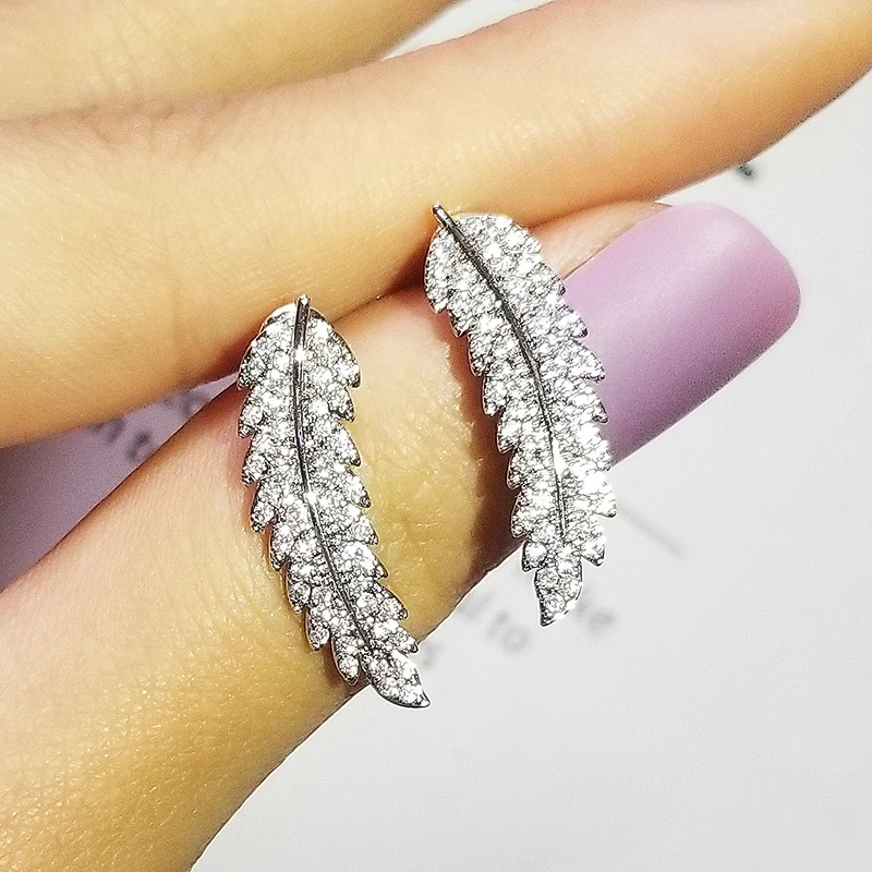 2022 Fashion Trendy Butterfly Silver Color Korean Stud Earring for Women Wedding Cute Gothic Drop Earing Party Gift Wholesale Z5 
