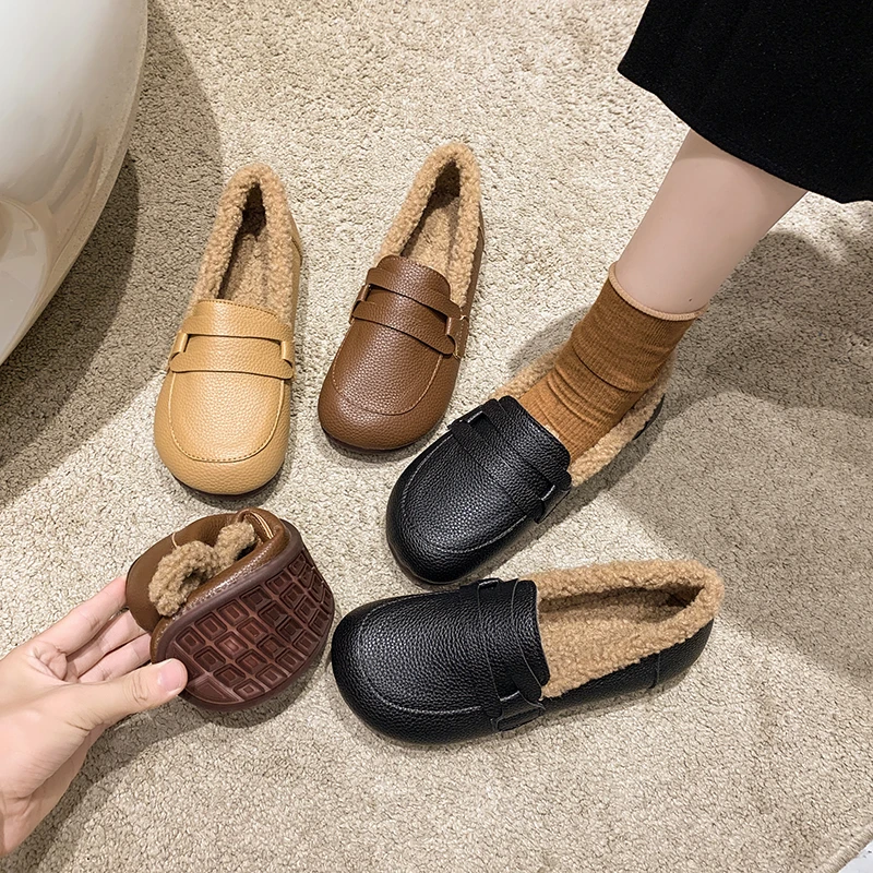 wide fit moccasins ladies