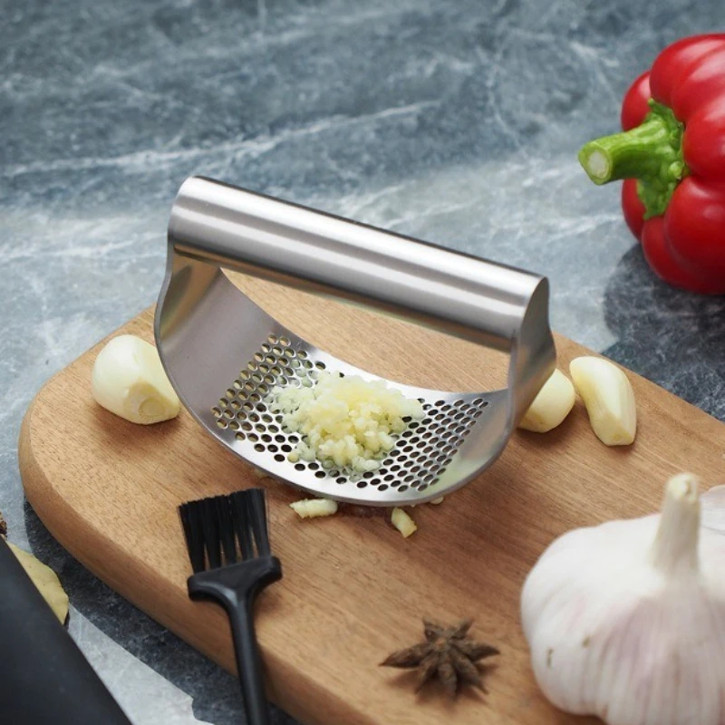 Description Picture 3 of itemManual Garlic Press Stainless Steel Garlic Mincer Fruit Vegetable Garlic Crusher Kitchen Accessories Manual Food Processors