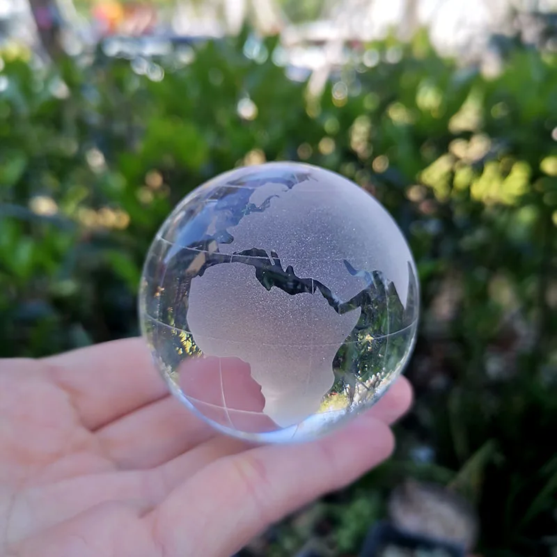 ガラスの丸い地球、世界地図、ガラスボール、スタンド付きの文鎮
