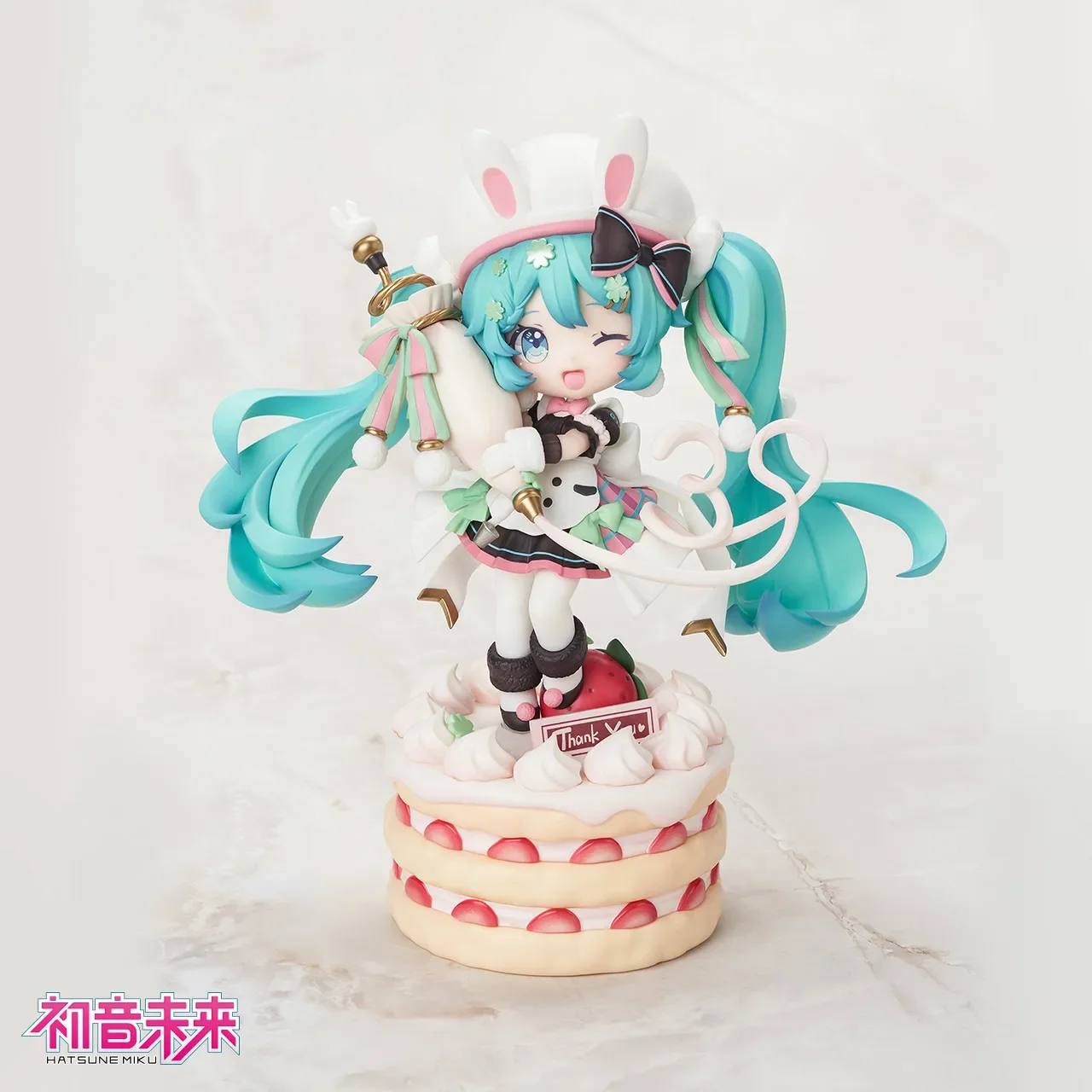Goods In Stock 100% Original BeBox Hatsune Miku Yan Ye 39 VOCALOID