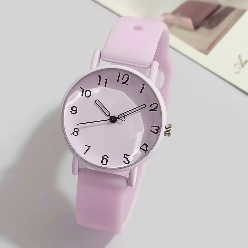 

Women Travel Watch Colorful Silicone Strap Quartz Watch for Ladies with Round Dial High Accuracy Timepiece for Wear Dating