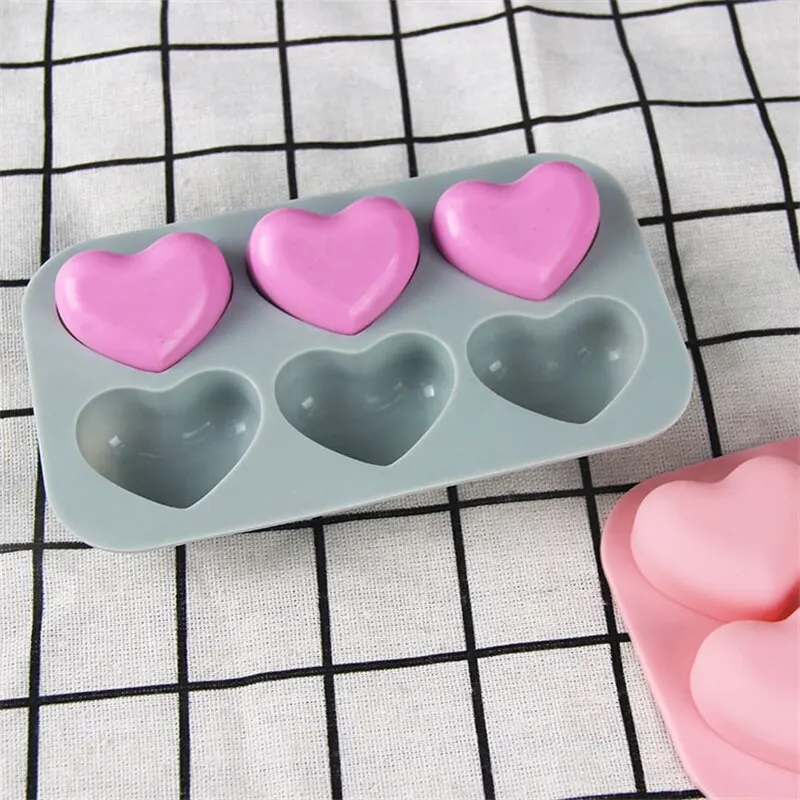 6-Panel Chocolate Pastry Mold Kitchen Baking Accessories Tool Holiday Heart-Shaped Candy Silicone Molds for Family Gathering silicone mold
