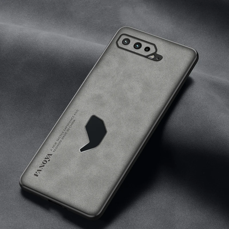Leather Shockproof Phone Case with Heat Dissipation and TPU Silicone Reinforcement