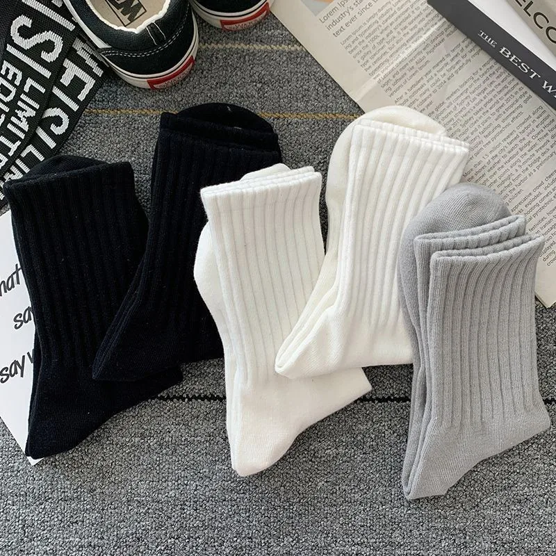 Men's High Waist Mid Tube Sports Socks - Versatile Solid Colors