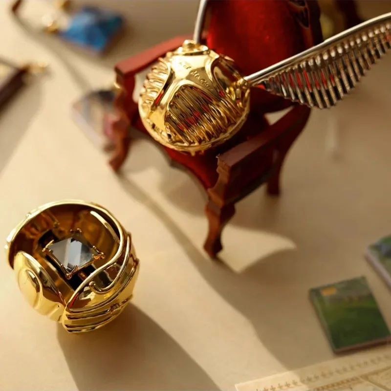 Creative Jewelry Box Organizer Accessories Metal Golden Snitch Ring Box Jewelry Boxes Storage Proposal Wedding Souvenir Gift
