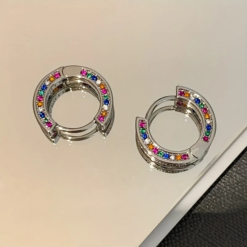 

Серьги-кольца Huggie женские, готические украшения в стиле панк с разноцветным цирконом, дизайнерские петли премиум-класса, ювелирные изделия