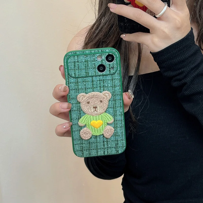 Suitable for iPhone 15 promax large window embroidered love teddy bear phone case, Apple 13/14 pro female autumn and winter