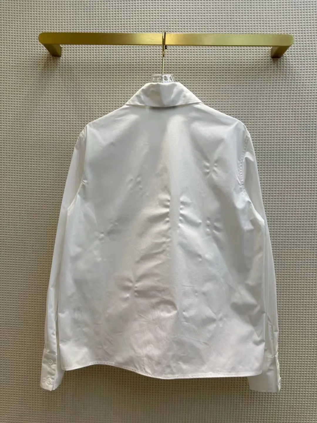 Рисунок 3 - Новинка 2023, модная женская белая