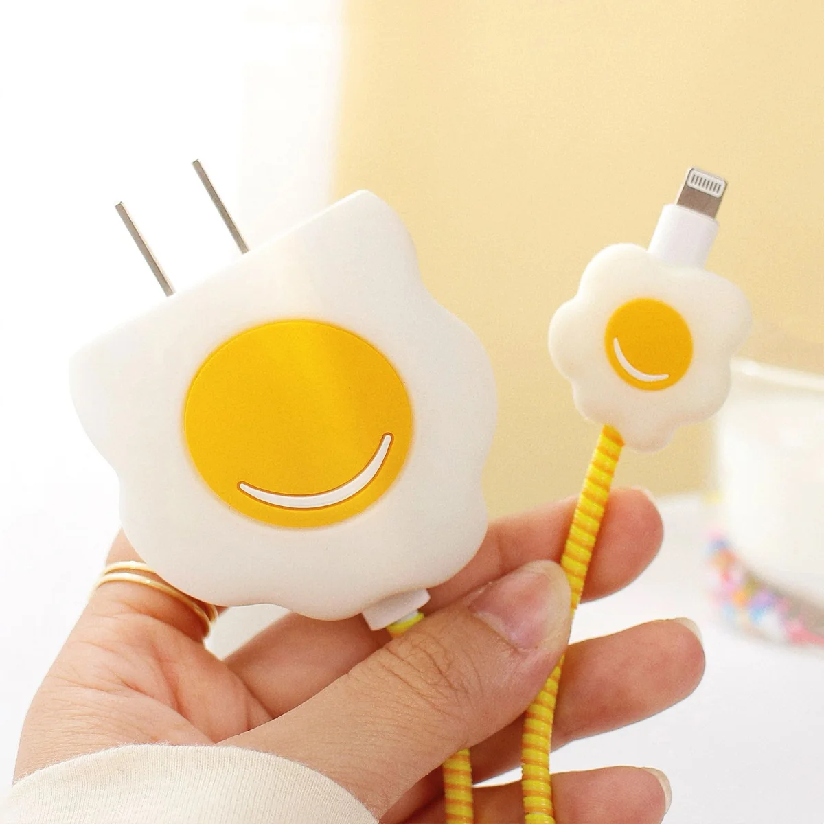 Cable Protector Cover Cute 3D Ice Cream USB Cable Data Line Protector Cover For iPhone 18/20W Fast Charging Case Cartoon Winder Organizer