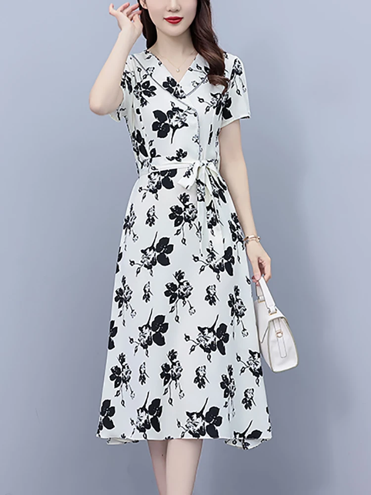 ★韓国人気★claddA★winter low short 2024 New White Floral Short Sleeve V-Neck Midi Dress Summer