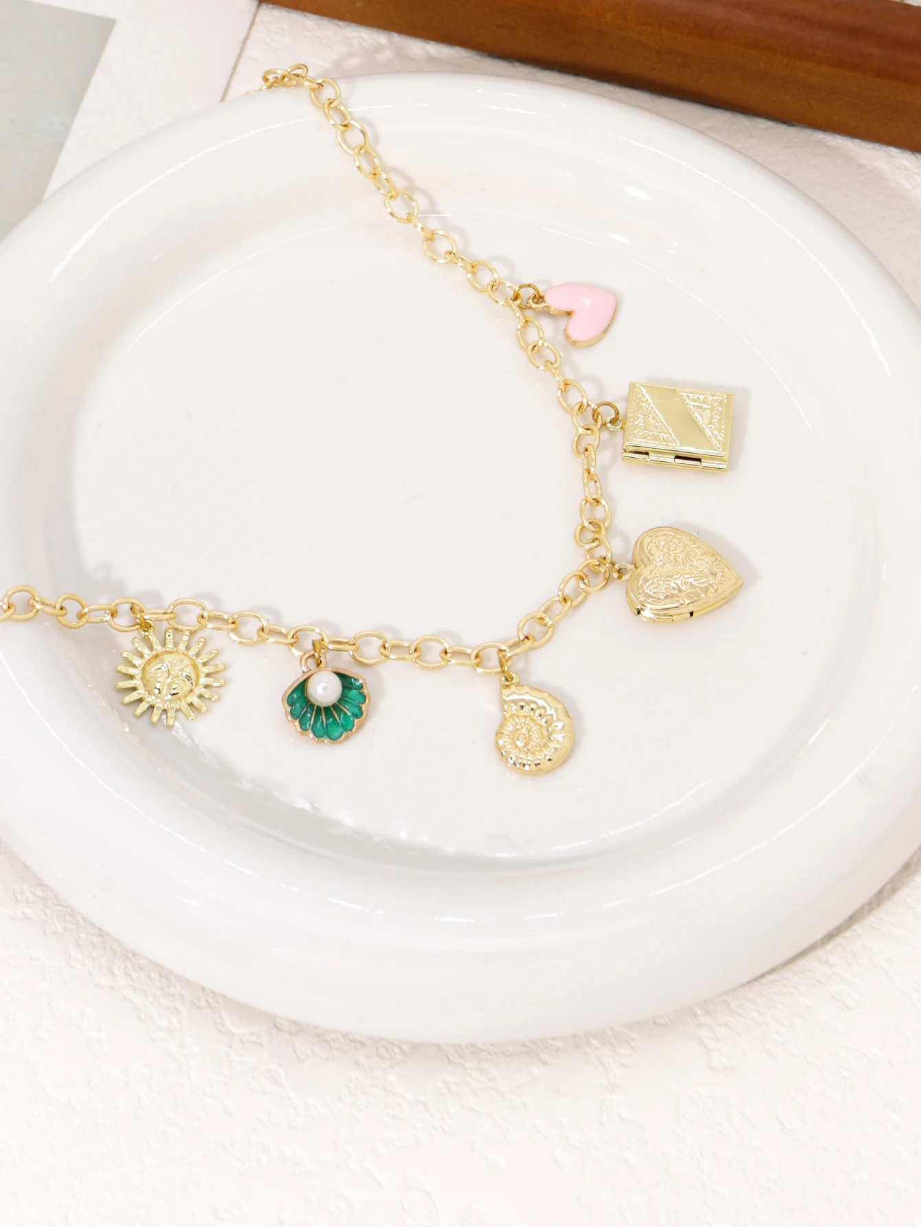 Charm Conch Shell Love Various Pendants Necklace Womens High Quality