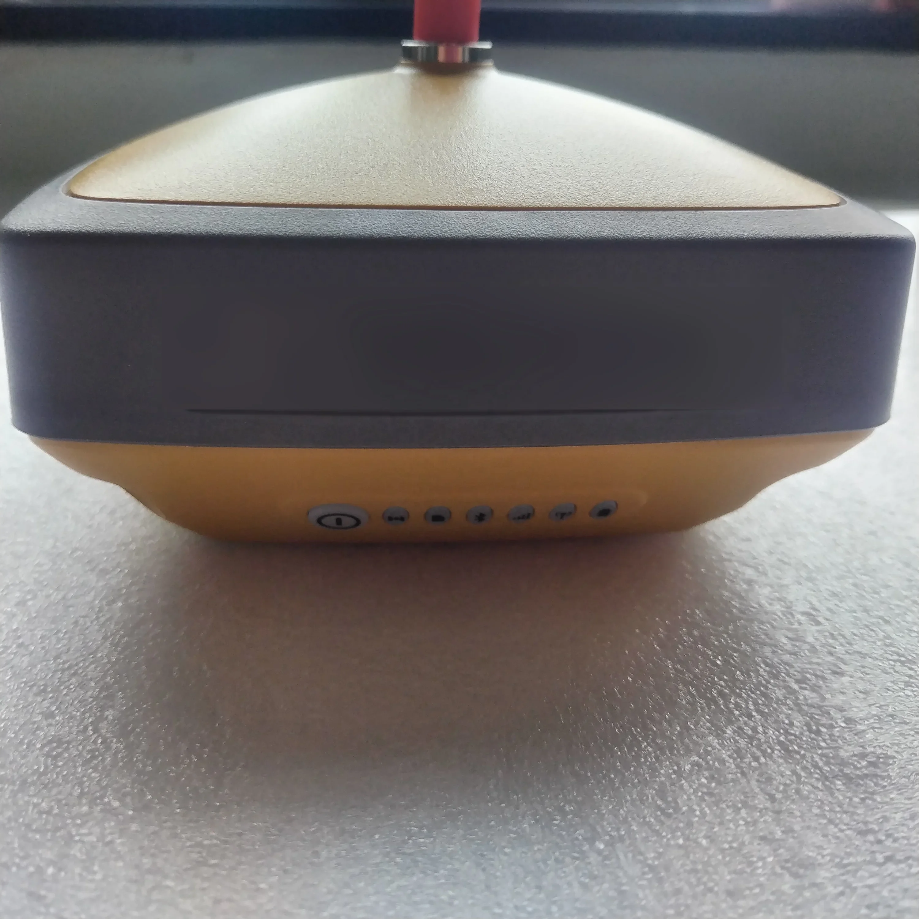 Рисунок 2 - Базовая система GNSS RTK и высокотехнологичный