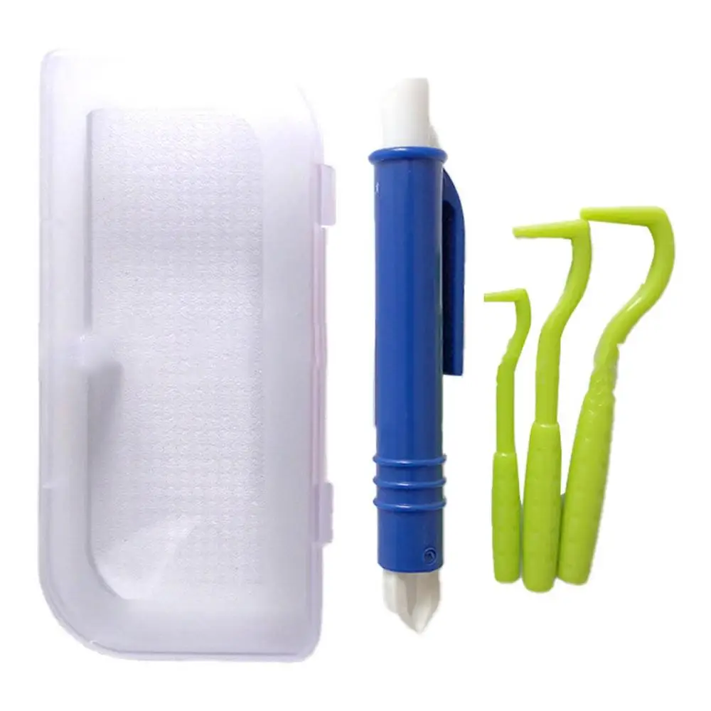 Tick removal hooks set