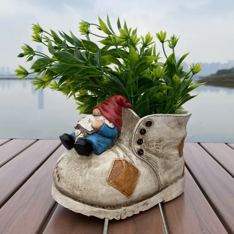 2024 New Creative Decorative Flower Pot Dwarf Ornament Big Head Shoes Cute Elf Retro Small Flower Pot Pen Holder Resin Crafts