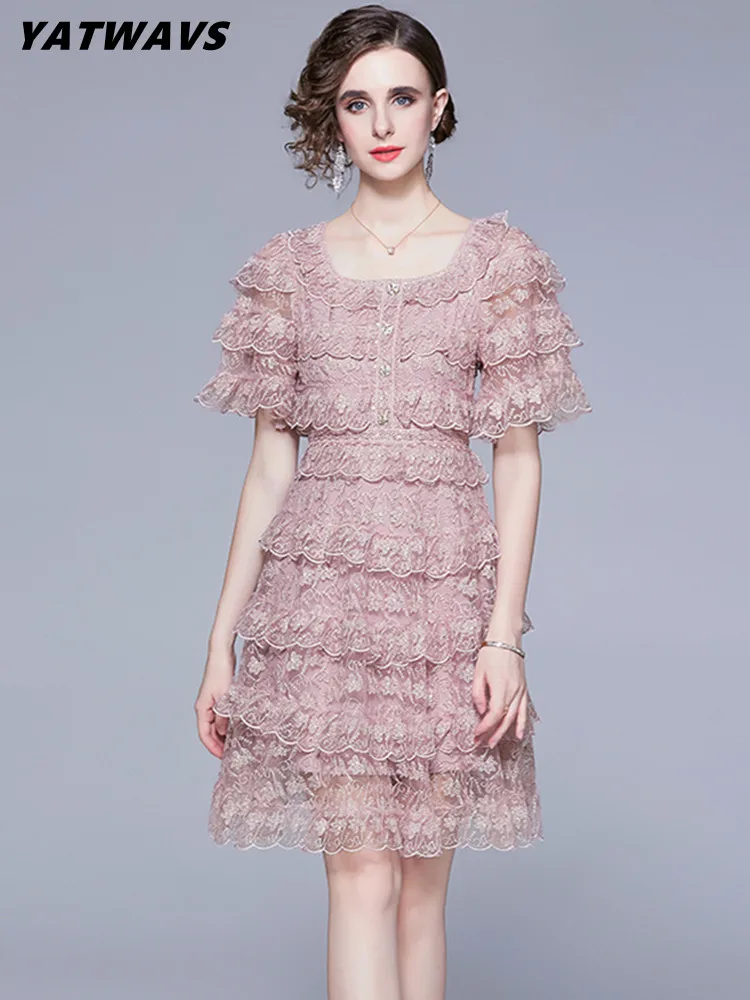 

Runway Women's Lace Embroidery Dresses Elegant Square Neck Summer High Waist Luxury Patchwork Cascading Ruffles Cake Dress